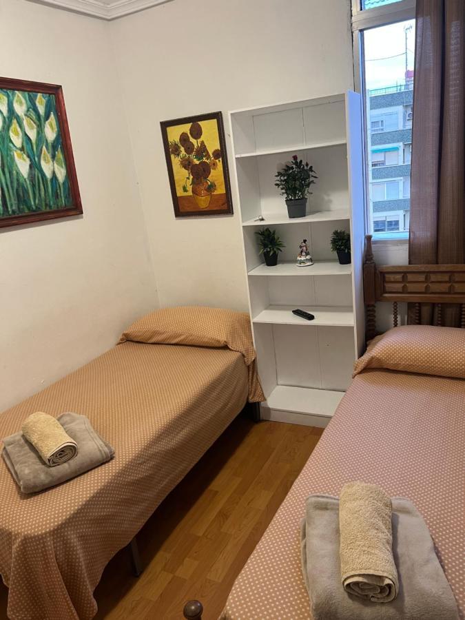 Malvarrosa Habitacion Comoda Y Sencilla Cerca De La Playa Valensiya Dış mekan fotoğraf